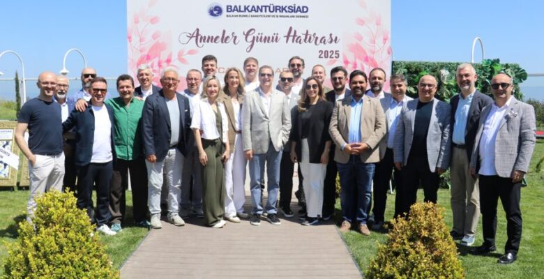 BALKANTÜRKSİAD’DAN ANNELER GÜNÜ KAHVALTISI