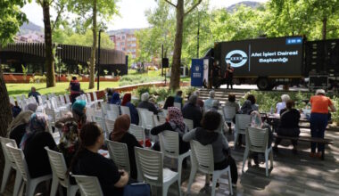 Büyükşehir’den mahallelerde ‘halk sağlığı ve afet bilinci’ eğitimi