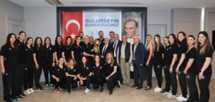 Şampiyon sporculardan Başkan Bozbey’e ziyaret