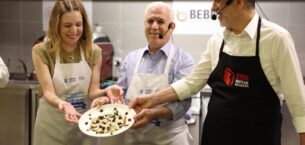 Başkan Mustafa Bozbey ve Seden Bozbey, obezite ile mücadele için mutfağa girdi