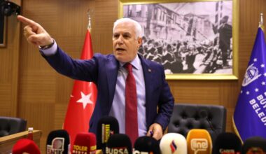Başkan Bozbey’den Büyükşehir Meclisi’ndeki hakaret ve saldırıya kınama