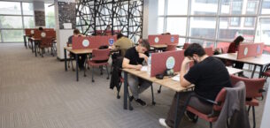 Gençlere üniversite yolunda sınav provası