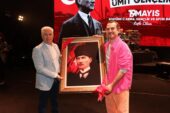 Bursa’da 19 Mayıs coşkusu ‘Mor ve Ötesi’ ile zirve yaptı