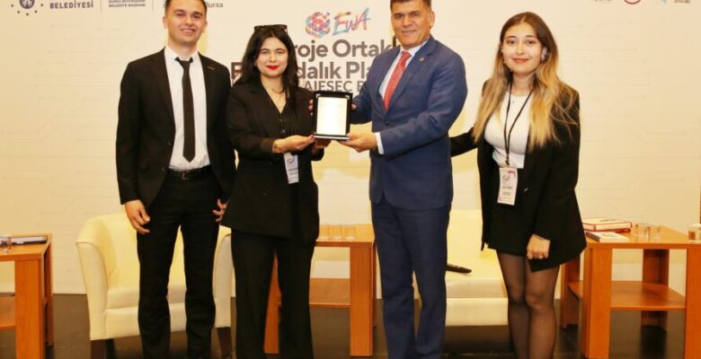 Doç. Dr. Ergül Halisçelik’ten gençlerle ‘sürdürülebilirlik’ üzerine sohbet