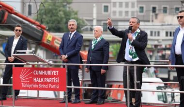 Başkan Bozbey’den adalet ve demokrasi çağrısı Başkan Bozbey’den adalet ve demokrasi çağrısı