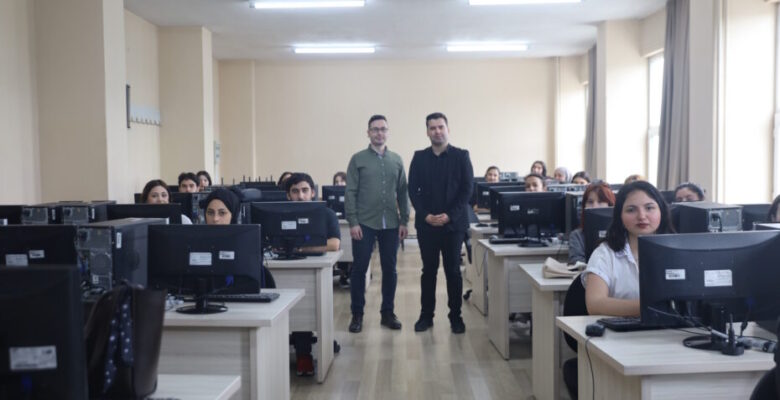 Büyükşehir’den üniversitelilerin gelişimine destek