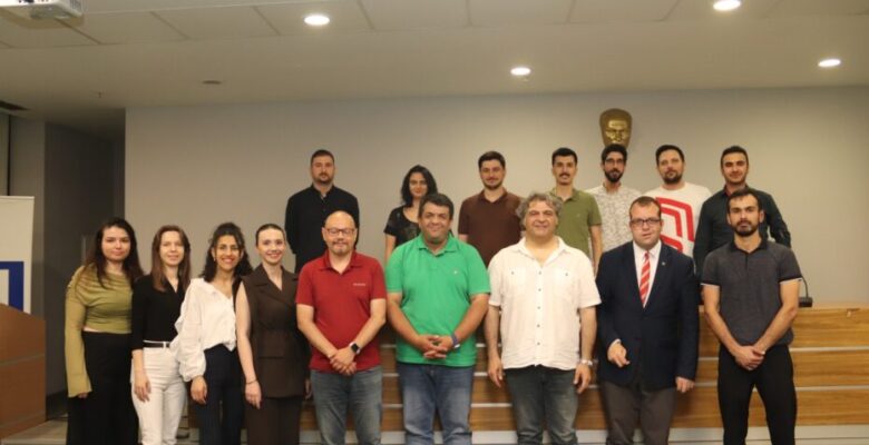 BURSA’DA MİMARLAR ‘SÜRDÜRÜLEBİLİR TASARIMA’ DİKKAT ÇEKTİ