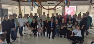 Gemlik’te Anneler Günü’nün En Anlamlı Kutlaması Yaşlı Konuk Evinde Gerçekleşti