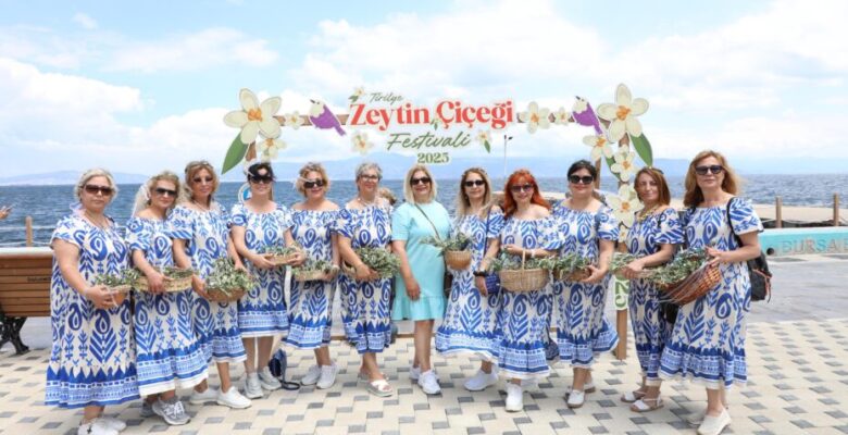 TİRİLYE’DE ZEYTİN ÇİÇEĞİ FESTİVALİ BAŞLADI