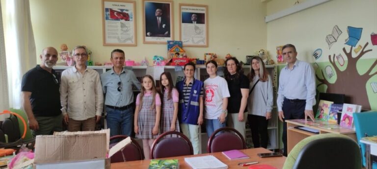 Oyuncaklar Paylaşıldı, Gönüller Birleşti: Biga’da Örnek Dayanışma