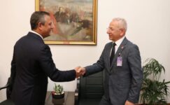 CHP Gemlik İlçe Başkanlığı: “Genel Başkanımız Özgür Özel Yalnız Değildir!”
