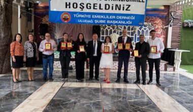 ULUDAĞ EMEKLİLER DERNEĞİNDEN GELENEKSEL ANNELER GÜNÜ KUTLAMASI