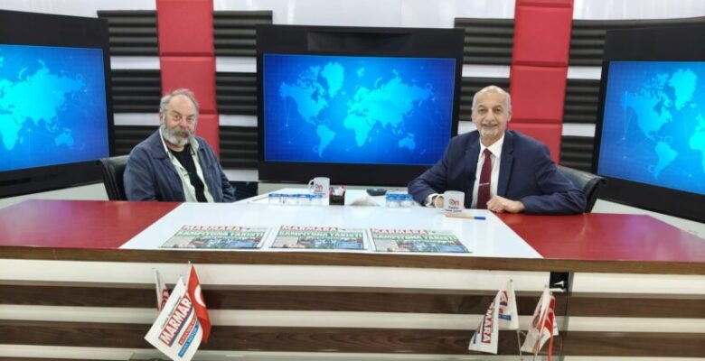 ALİ DÜŞENKALKAR; “TİYATRO İLE GÜLÜMSEYEN BİR BURSA VAR. SEYİRCİLERİMİZİ BEKLİYORUZ”