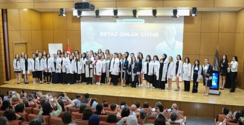 Mudanya Üniversitesi’nde Beyaz Önlük Giyme Töreni