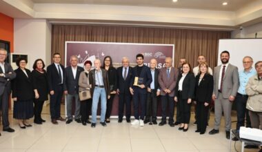 Yılmaz Akkılıç Bursa Araştırmaları Ödülleri sahiplerini buldu Yılmaz Akkılıç Bursa Araştırmaları Ödülleri sahiplerini buldu