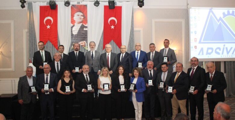 ARSİYAD “ERDİNÇ ACAR’LA DEVAM” DEDİ