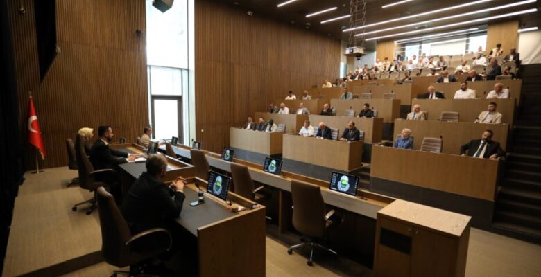 İNEGÖL BELEDİYESİ 2024 BÜTÇESİ OY ÇOKLUĞU İLE KABUL EDİLDİ