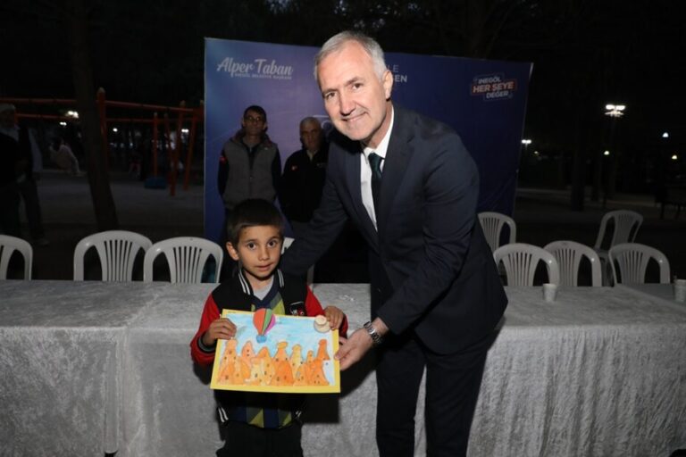 YUNUS EMRE MAHALLESİ SORDU BAŞKAN ALPER TABAN CEVAPLADI