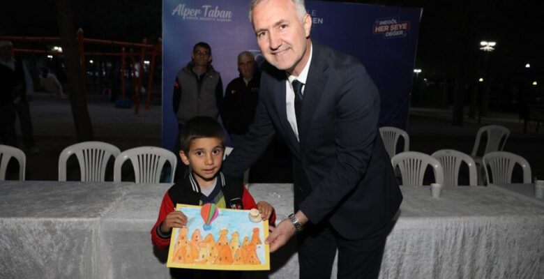 YUNUS EMRE MAHALLESİ SORDU BAŞKAN ALPER TABAN CEVAPLADI