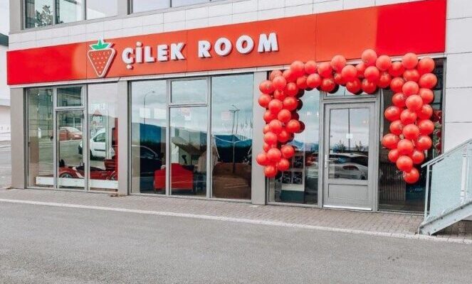 ÇİLEK MARTİNİK’E İLK SEVKİYATINI GERÇEKLEŞTİRDİ