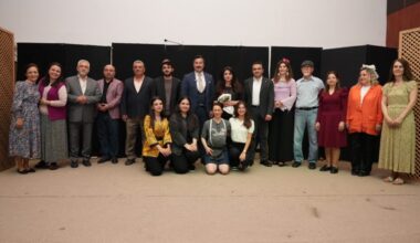 YENİŞEHİR’DE PROFESYONEL OYUNCULARA TAŞ ÇIKARDILAR