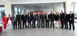 Karacabey’de Çanakkale Gezici Müzesi ziyarete açıldı