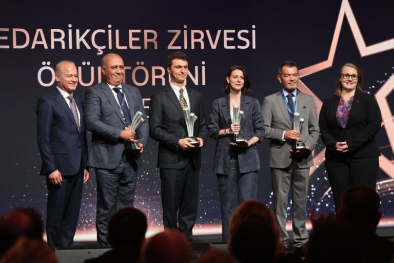 Yeşilova Otomotiv, “Gümüş Yıldız”  Ödülüyle Onurlandırıldı