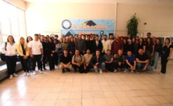 ERDİ ALTINTAŞ DIŞ TİCARET ÖĞRENCİLERİYLE BULUŞTU