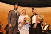 Nilüfer Senfoni Orkestrası ilk konserinde Gülsin Onay’ı ağırladı