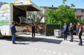 Karacabey Belediyesi’nden çöp konteynerine özel temizlik