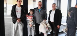 Tarihi koşuya katılacak sporseverler numaralarını aldı