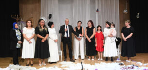 Osmangazili kadınlar Kozalar oyunu ile izleyici karşısında