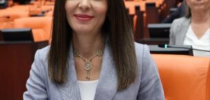  NURHAYAT ALTACA KAYIŞOĞLU; “VATANDAŞ BİZDEN NE İSTİYOR?”