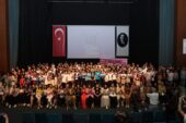Boyları kadar kitap okudular, ödülleri kaptılar