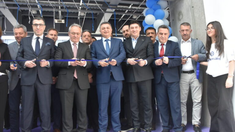 OTOFEST BU YIL ‘MİLLİ TEKNOLOJİ HAMLESİ’ TEMASIYLA GERÇEKLEŞTİRİLDİ