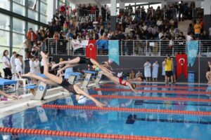 Nilüfer 23. Uluslararası Spor Şenlikleri’nde heyecan tüm hızıyla sürüyor