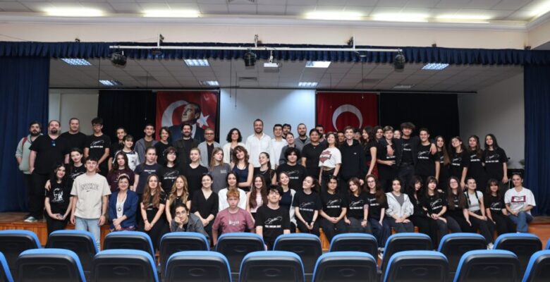 Genç yazarlar deneyimlerini paylaştı