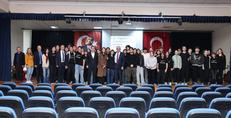 Başkan Şadi Özdemir: Umutlarınızı ve mücadeleyi hiçbir zaman bırakmayın
