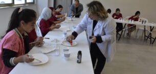 Karacabey Belediyesi’nden öğrencilere sanat desteği