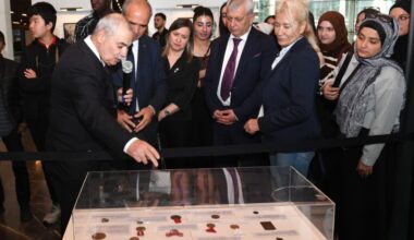 Kurtuluştan Kuruluşa Unutulmayanlar Sergisi açıldı
