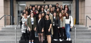 GELECEĞİN MODA TASARIMCILARI BU PROGRAMDA YETİŞİYOR