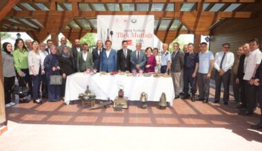 BAŞKAN ÖZEL: TARİHİ LEZZETLERİMİZİ FASTFOOD’A MAHKUM ETMEYECEĞİZ