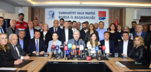 CHP Bursa’dan Özgür Özel’e saldırıya tepki: “Korkmayız, yılmayız, geri çekilmeyiz”