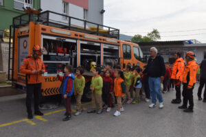 YILDIRIM BELEDİYESİ’NDEN 6 BİN ÖĞRENCİYE ‘AFET’ EĞİTİMİ