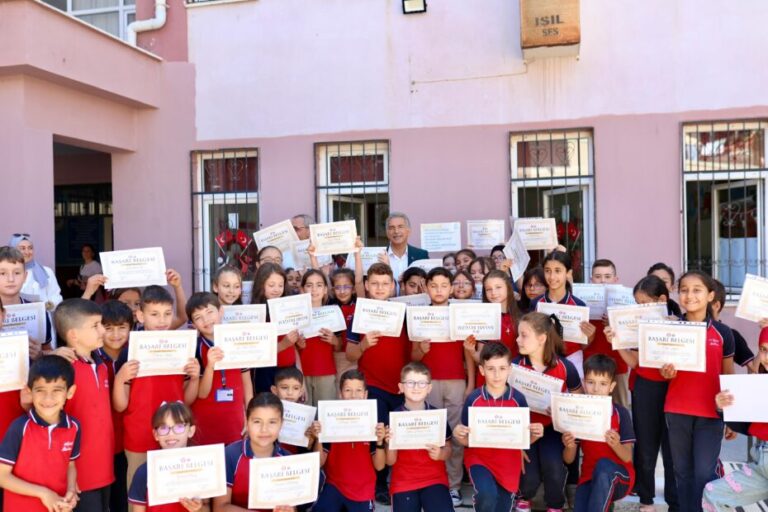 Gemlik’te 2 Bin Öğrenci Sanatla Buluştu