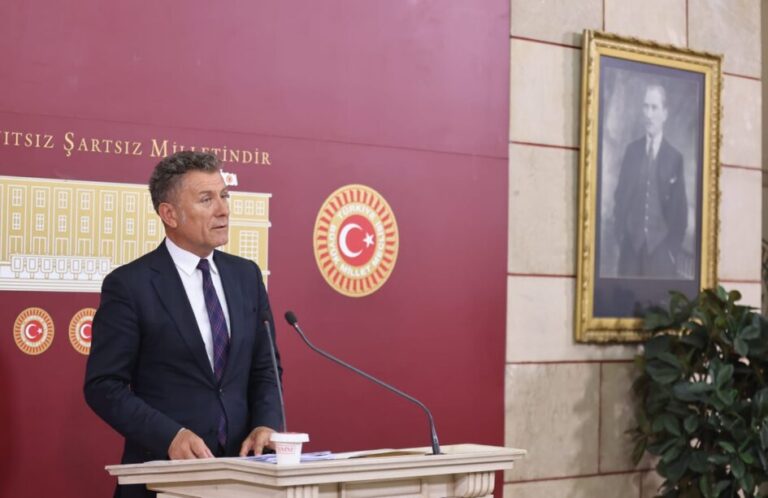 ORHAN SARIBAL: “YEŞİL VATAN DEDİKLERİ, ASLINDA YEŞİL RANTTIR”