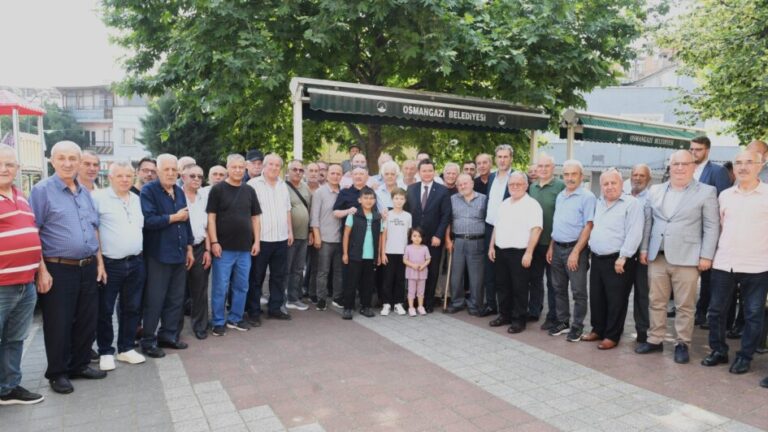 Başkan Aydın Kemerçeşme mahalle sakinleriyle kahvaltıda buluştu