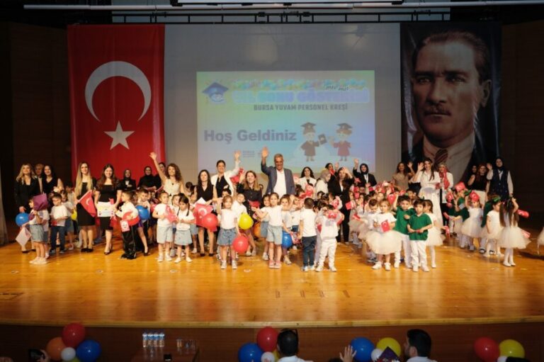 Bursa Yuvam Personel Kreşi’nde yıl sonu heyecanı