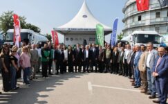Başkan Bozbey, Büyükşehir çalışanlarının bayramını kutladı