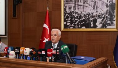 Başkan Bozbey’den gündeme dair önemli açıklamalar Başkan Bozbey’den gündeme dair önemli açıklamalar